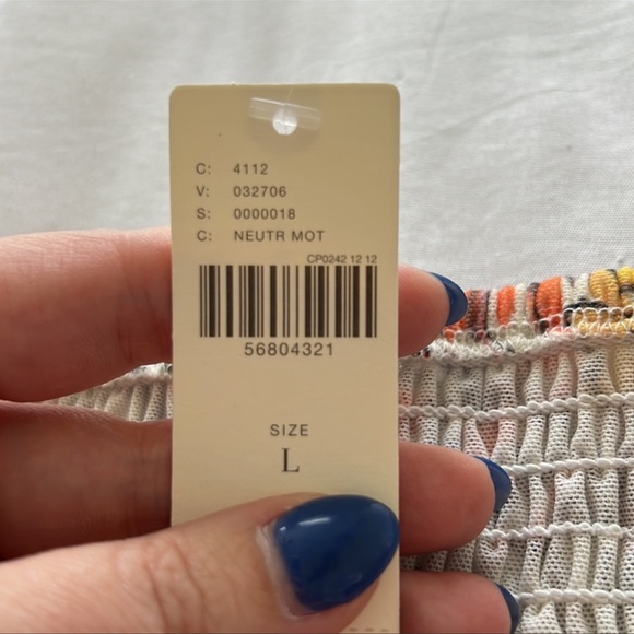 NWT Cropped Smocked Floral Shirt - Picture 8 of 8